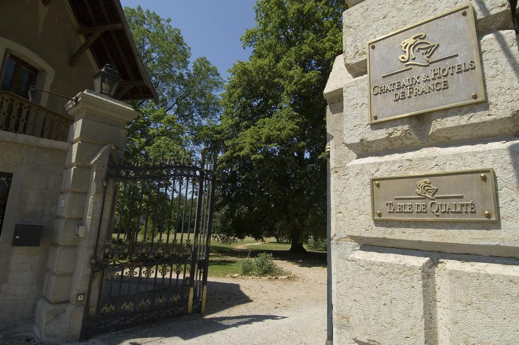 Domaine Des Sequoias - Les Collectionneurs Hotel Ruy-Montceau Exterior foto